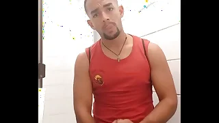 De porta aberta no &num;banheiraosp esperando o pr&oacute;ximo vir pra deixar bem Duro